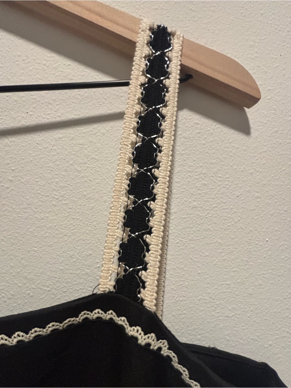 Tahari ASL Black Midi Dress Ivory Crochet Trim Sleeveless Flare NWOT Size 14 - Picture 5 of 8